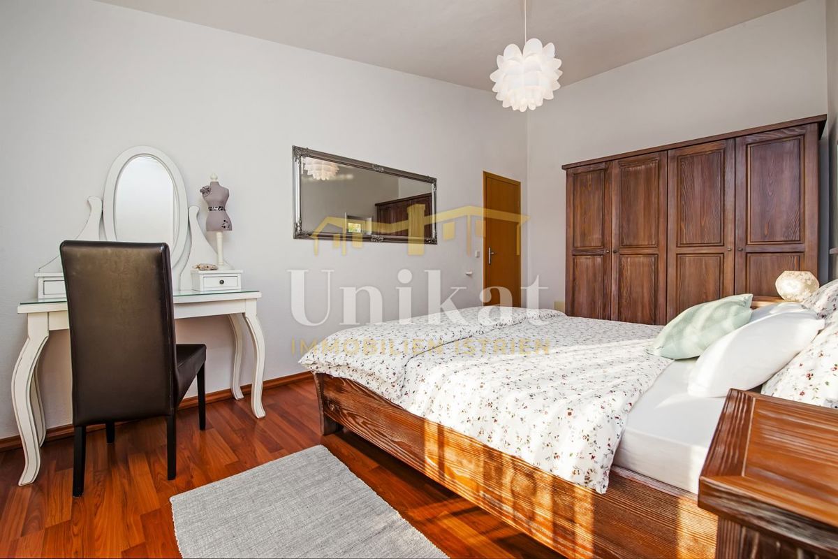 Hiša v okolici Poreča, 3 spalnice, mirna lokacija